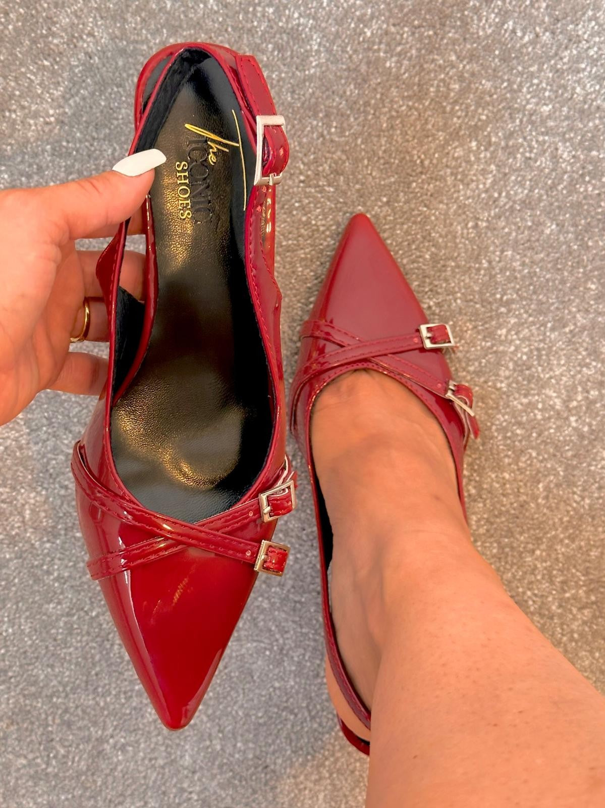 Patent Leather Pointed Toe Heels – MRS ELEGANT WINE RED