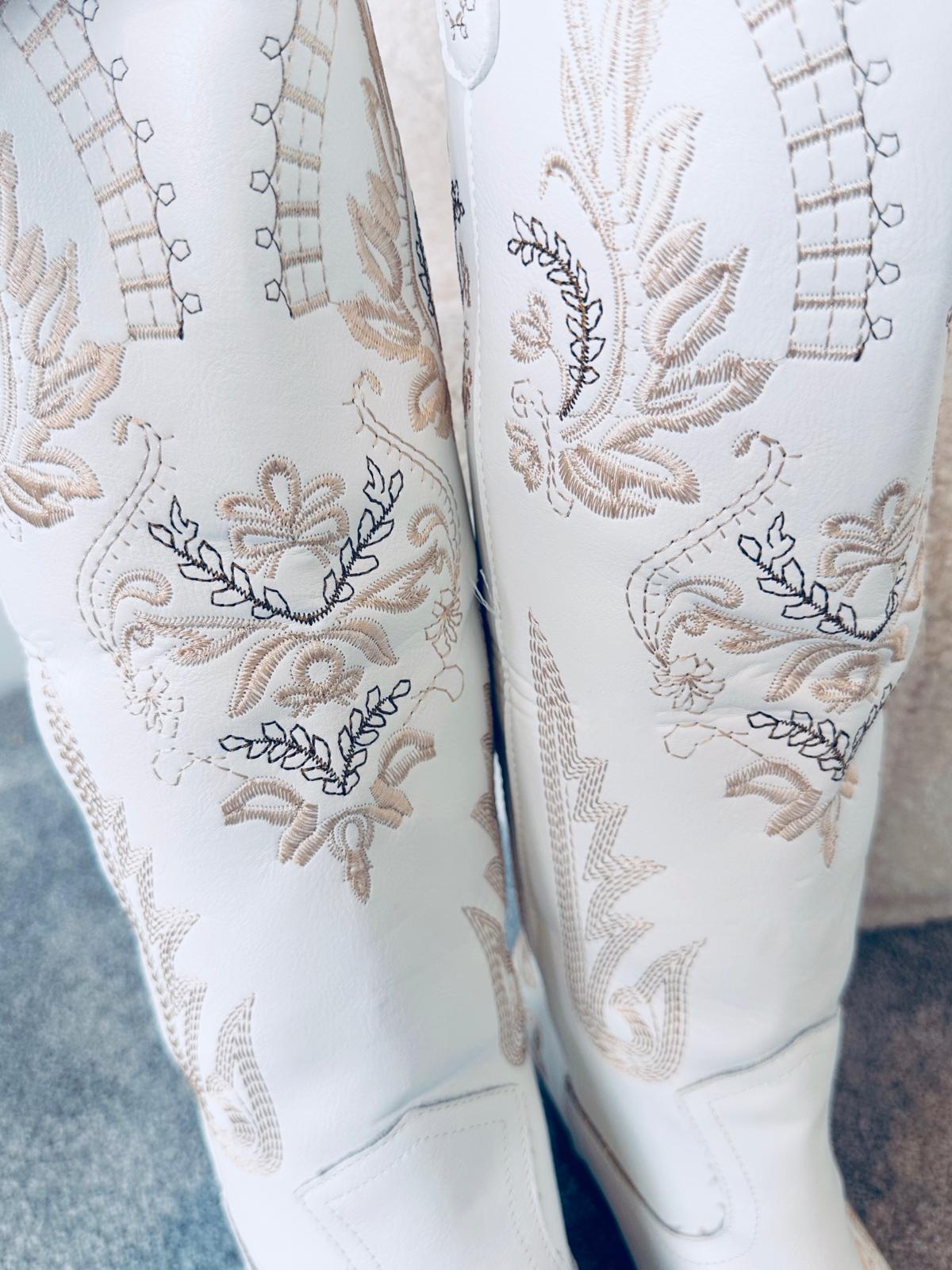 Vintage Embroidery Knee High Cowgirls Boots Pointed Toe MRS JOLENE