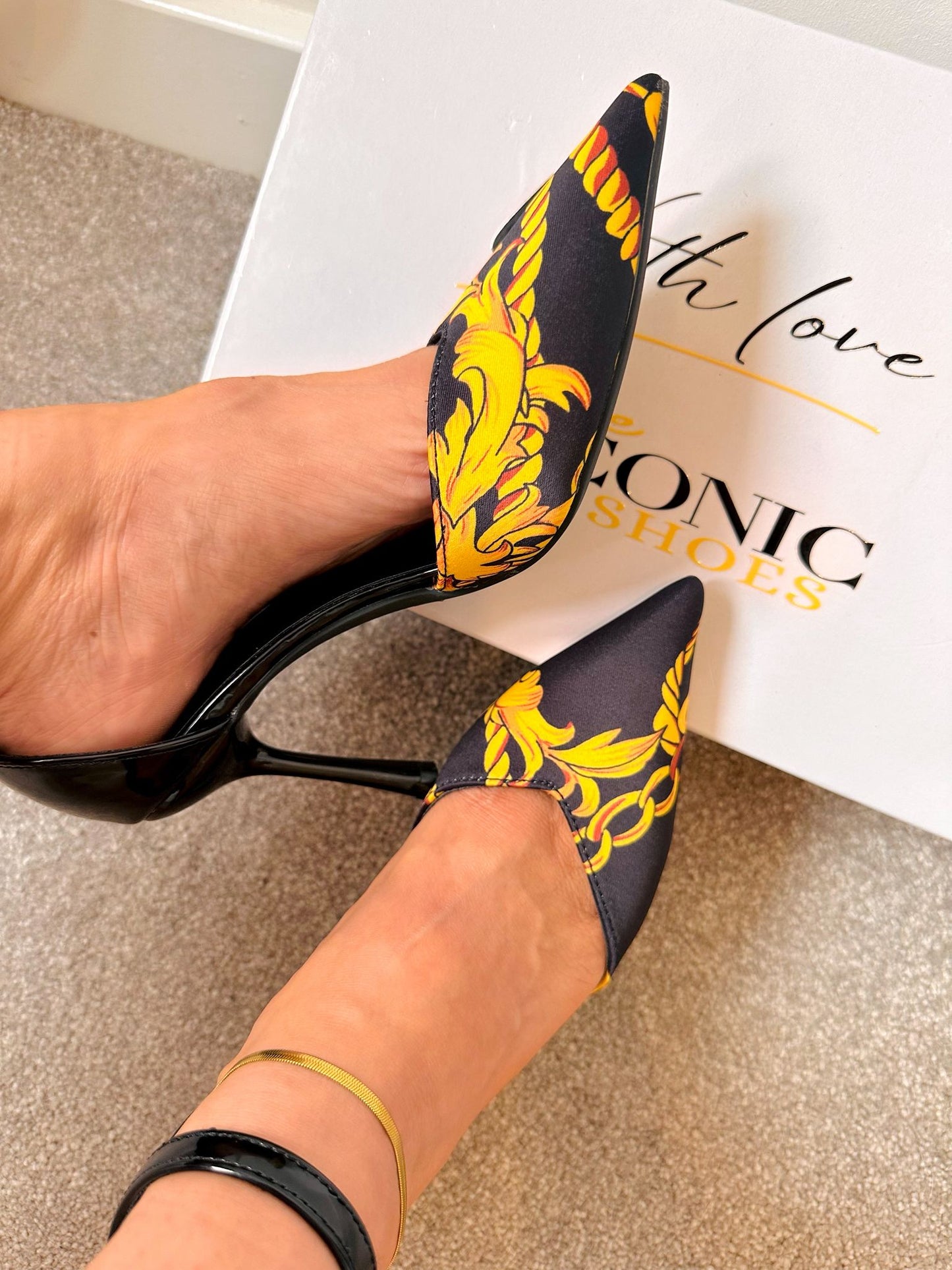 Luxury  Elegant pointed toe stiletto MRS VERSELUX